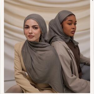 Vela scarves mink grey standard